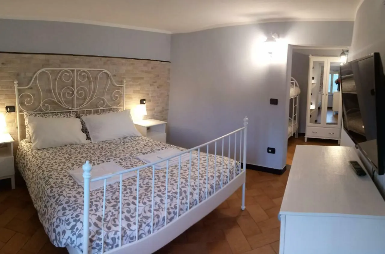 Contrada casa vacanze Vado Ligure
